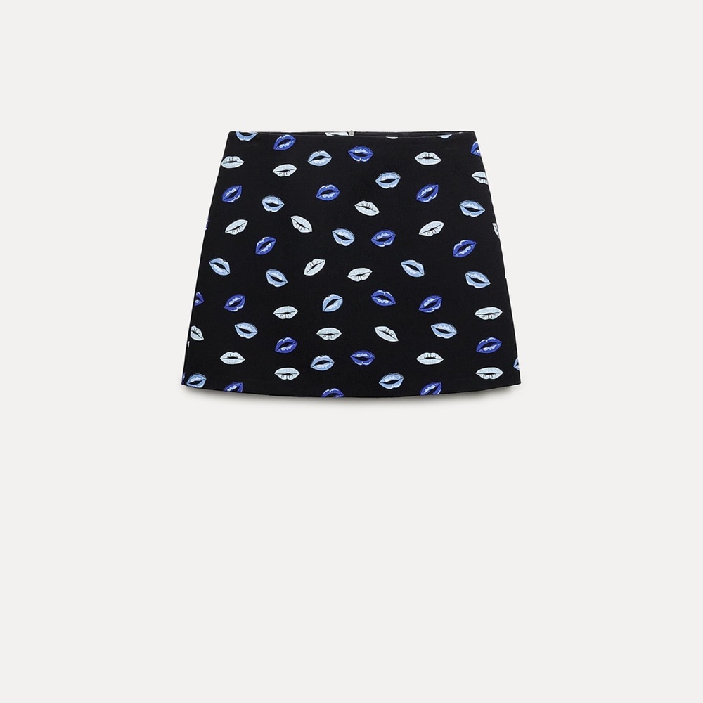 Zara lips skirt